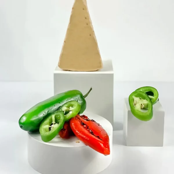 Darë Vegan Cheese - Pepper Jack Plant-Based Vegan Cheese Wedge - Image 2