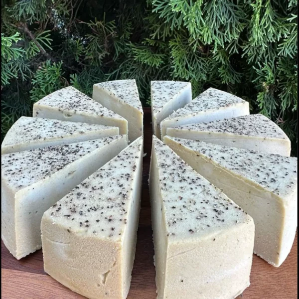 Vtopian - Aged White Cheddar - Image 2
