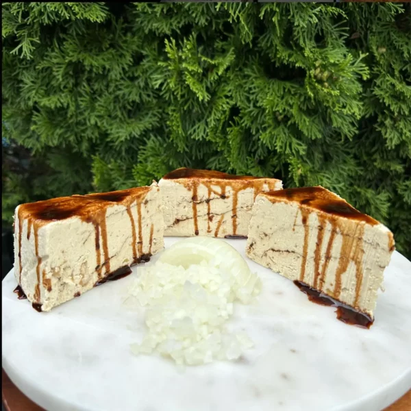Vtopian - Caramelized Onion Camembert - Image 3